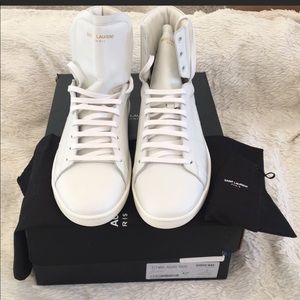 Saint Laurent Court Classic SL/01H